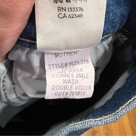 NWOT Mother The Super Stunner Ankle Jeans Double Vision 28 Heart Pocket Painted - Picture 11 of 11